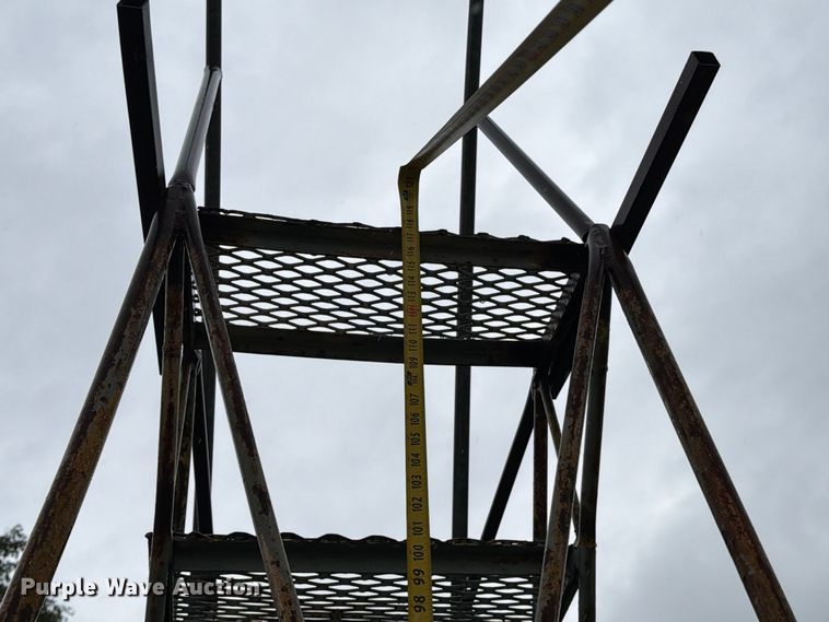image for item EP7850 Rolling metal stairs