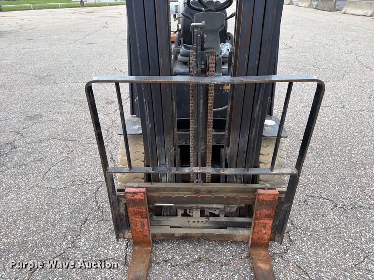 image for item EP7859 2010 Doosan G25E-5 forklift