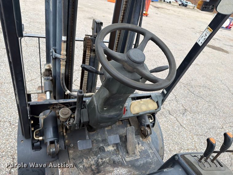 image for item EP7859 2010 Doosan G25E-5 forklift