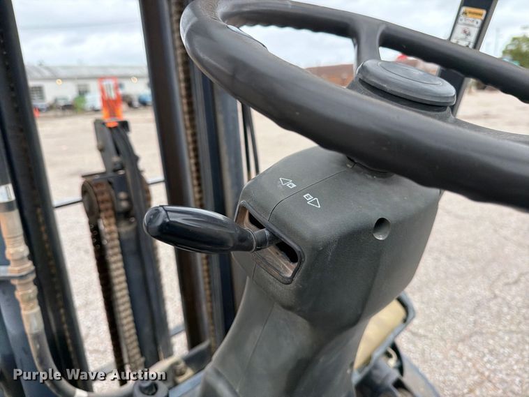 image for item EP7859 2010 Doosan G25E-5 forklift