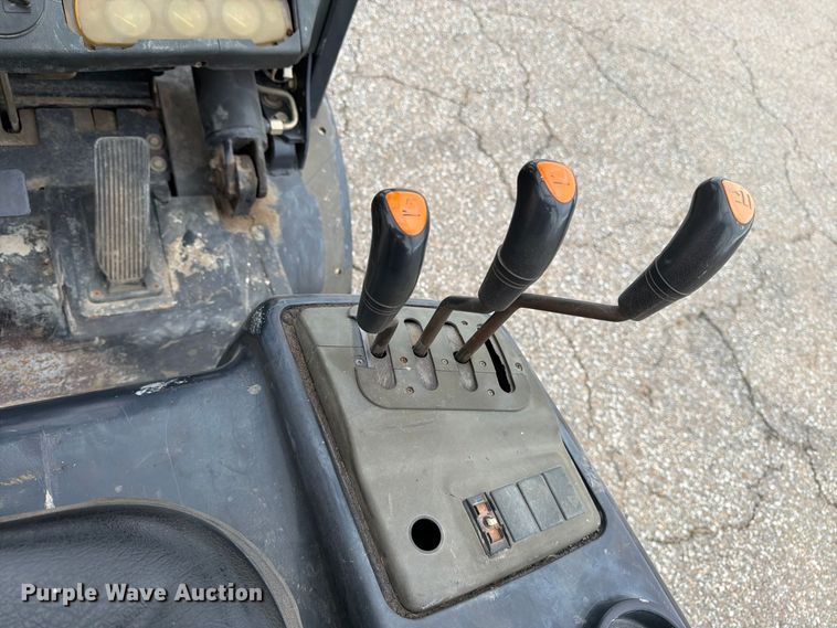 image for item EP7859 2010 Doosan G25E-5 forklift