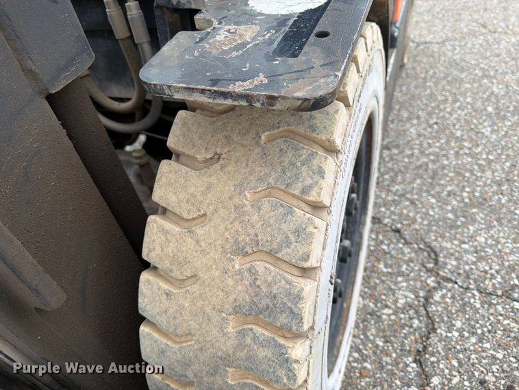 image for item EP7859 2010 Doosan G25E-5 forklift
