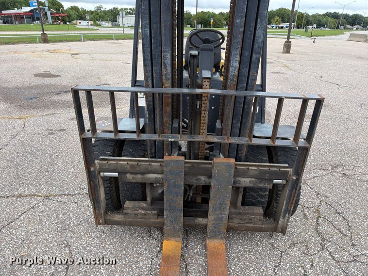 image for item EP7860 1999 Yale GP110MJNGBE099 forklift