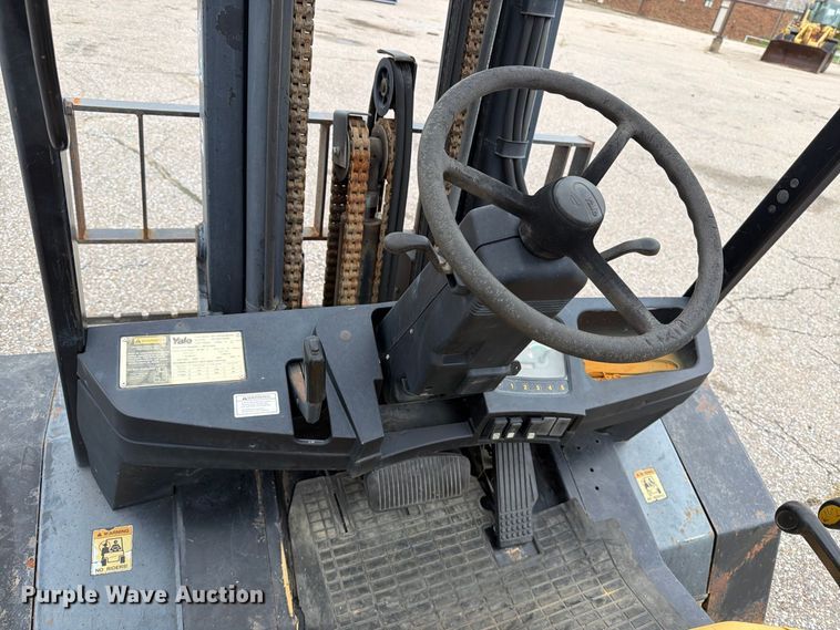 image for item EP7860 1999 Yale GP110MJNGBE099 forklift