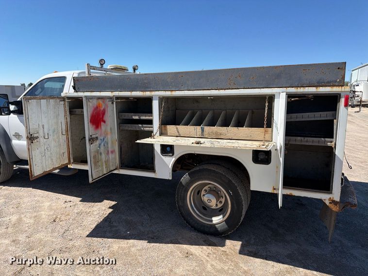 image for item EP7887 2012 Ford F450 utility / service truck