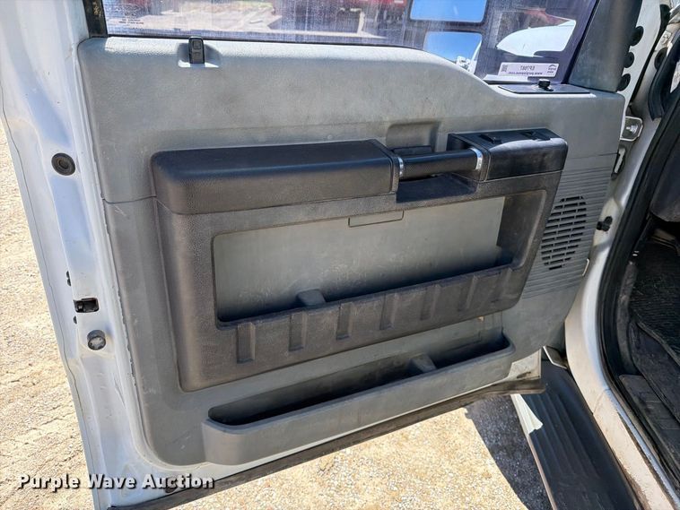 image for item EP7887 2012 Ford F450 utility / service truck
