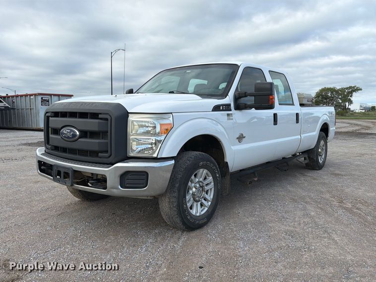 2014 Ford F250 Super Duty Crew Cab pickup truck