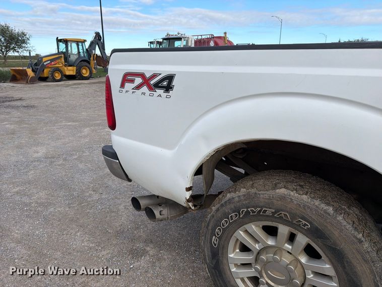 image for item EP7888 2014 Ford F250 Super Duty Crew Cab pickup truck