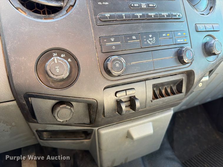 image for item EP7888 2014 Ford F250 Super Duty Crew Cab pickup truck