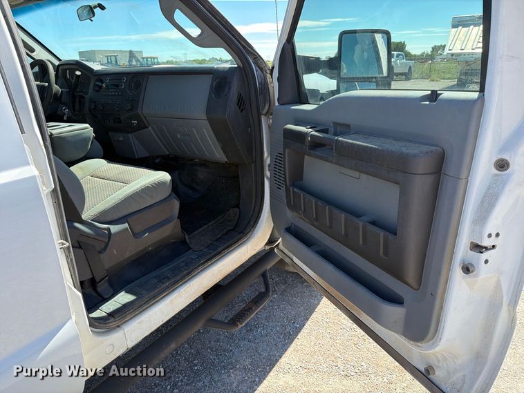 image for item EP7888 2014 Ford F250 Super Duty Crew Cab pickup truck