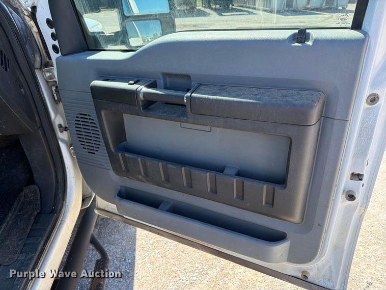image for item EP7888 2014 Ford F250 Super Duty Crew Cab pickup truck