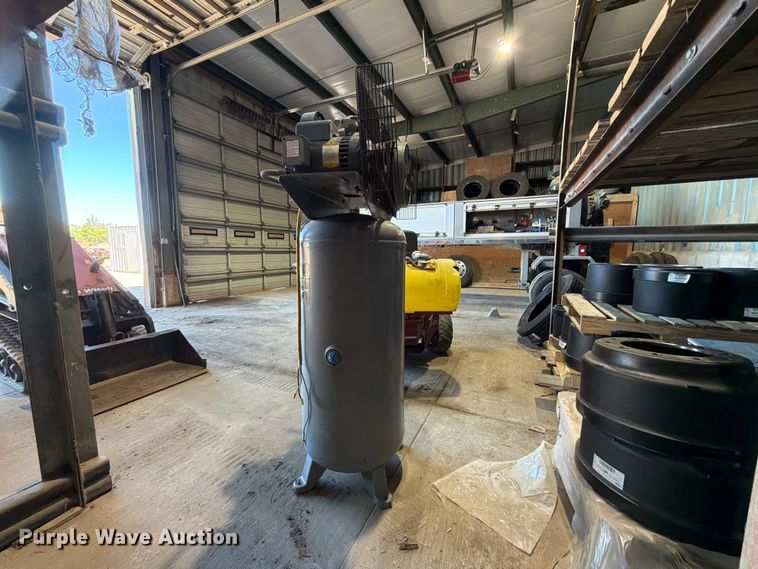 image for item EP7891 1997 Ingersoll Rand T30 air compressor