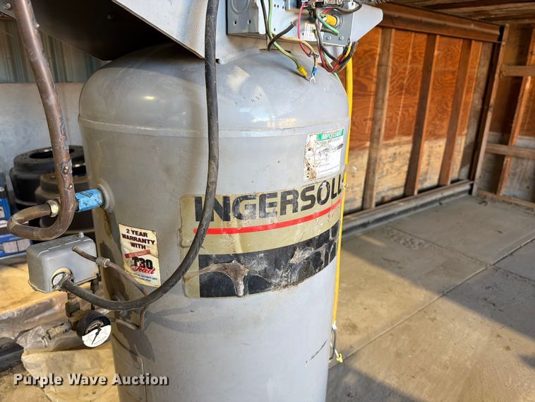image for item EP7891 1997 Ingersoll Rand T30 air compressor