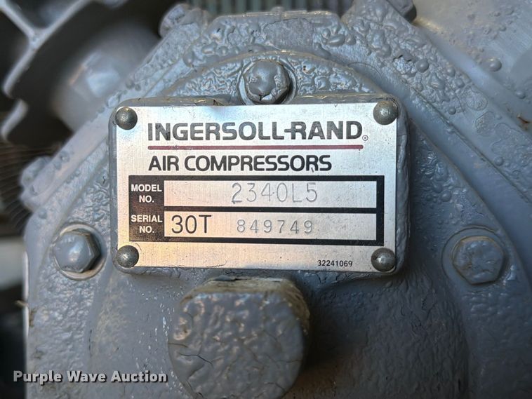 image for item EP7891 1997 Ingersoll Rand T30 air compressor