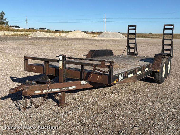 image for item EP7896 2004 PJ equipment trailer