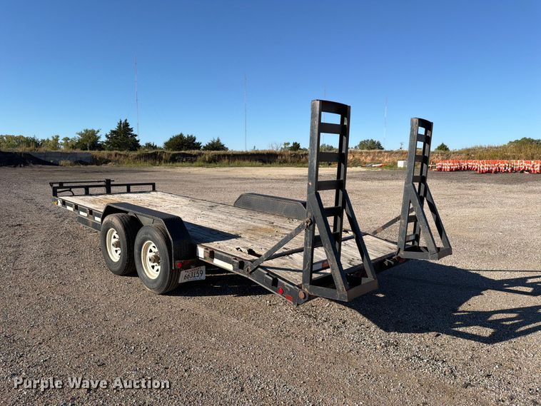 image for item EP7896 2004 PJ equipment trailer