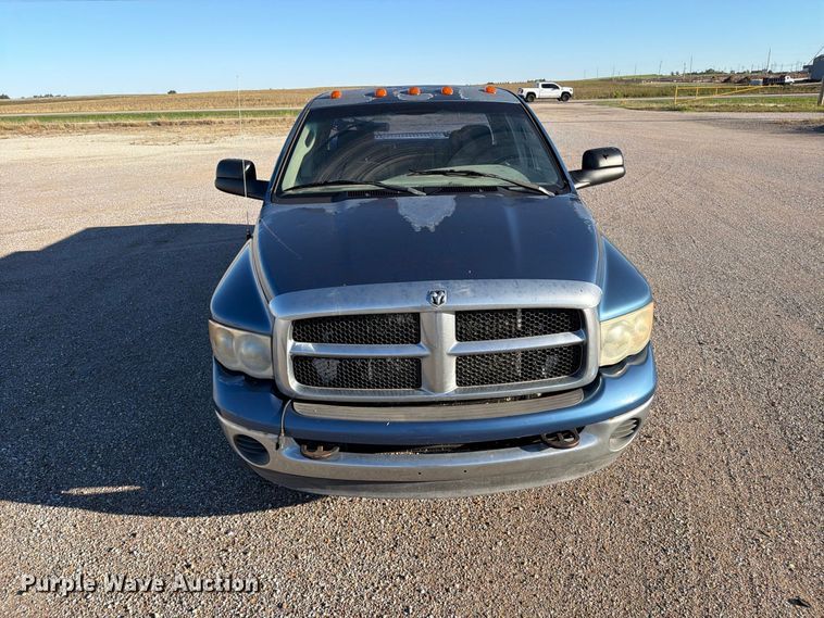 image for item EP7897 2004 Dodge Ram 2500 Crew Cab pickup truck