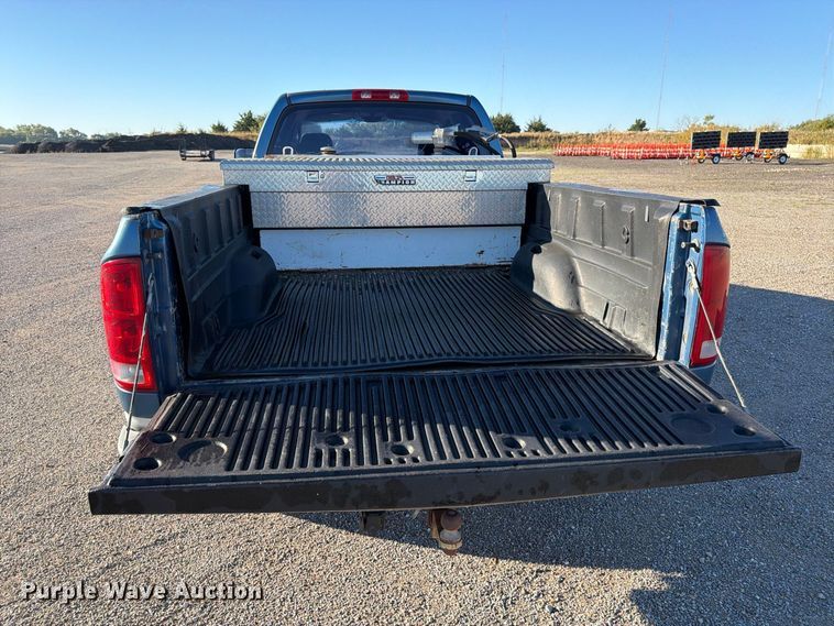 image for item EP7897 2004 Dodge Ram 2500 Crew Cab pickup truck