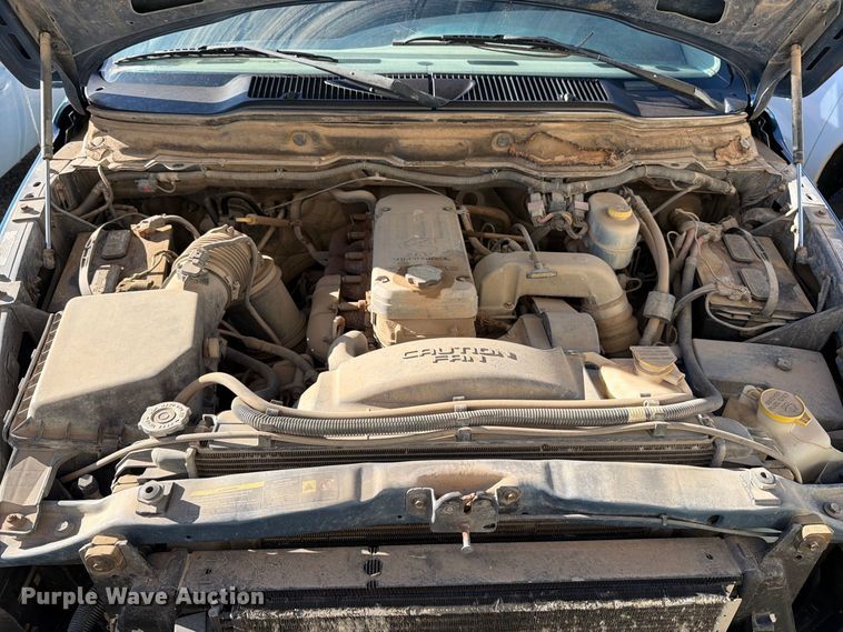 image for item EP7897 2004 Dodge Ram 2500 Crew Cab pickup truck