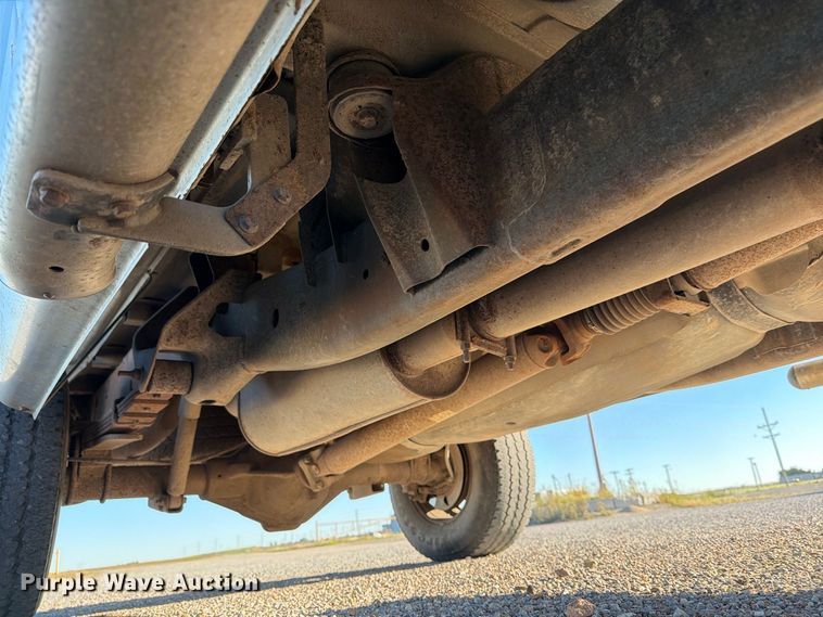 image for item EP7897 2004 Dodge Ram 2500 Crew Cab pickup truck
