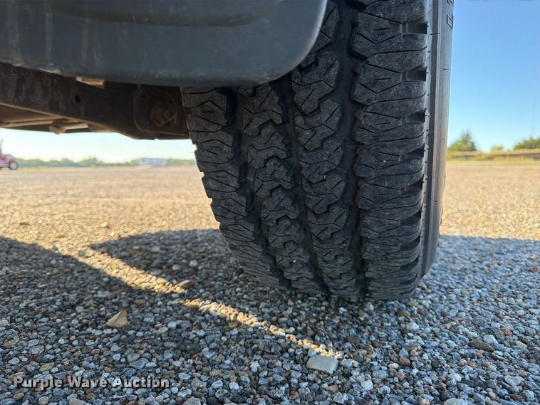 image for item EP7897 2004 Dodge Ram 2500 Crew Cab pickup truck