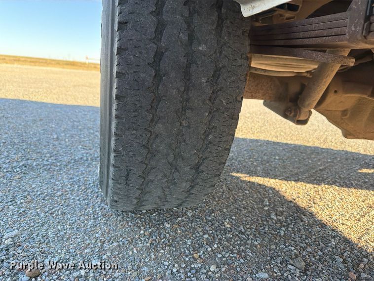 image for item EP7897 2004 Dodge Ram 2500 Crew Cab pickup truck