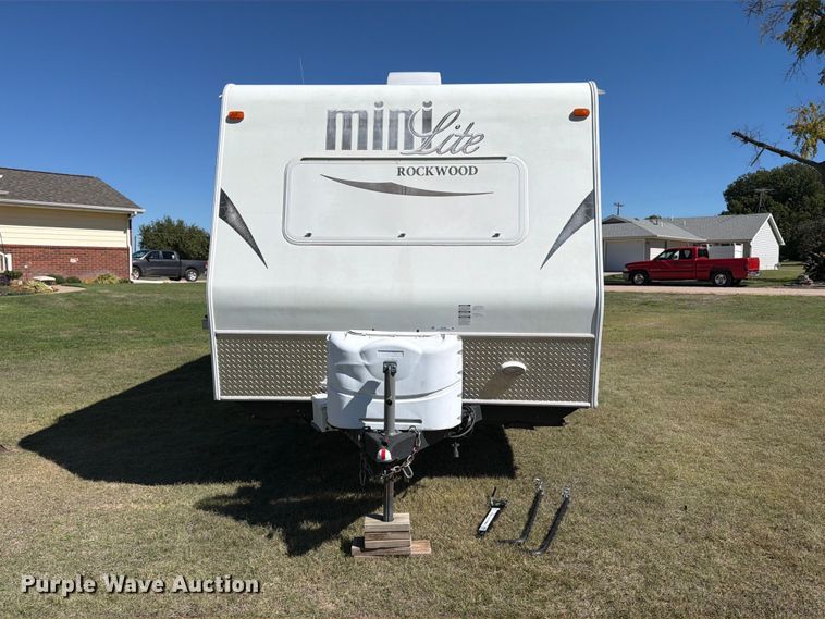 image for item EP7902 2014 Forest River Real-Lite Mini Lite 2109 S camper
