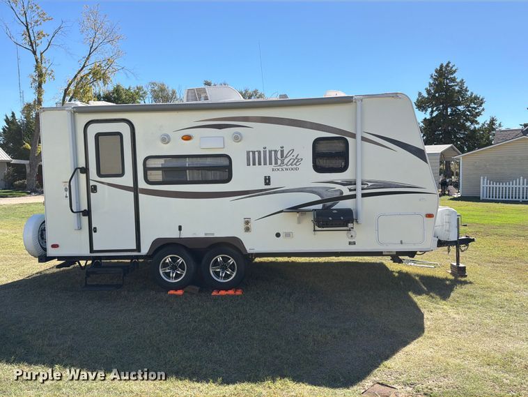 image for item EP7902 2014 Forest River Real-Lite Mini Lite 2109 S camper