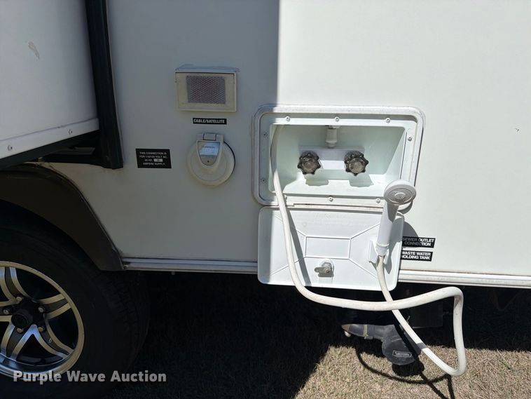 image for item EP7902 2014 Forest River Real-Lite Mini Lite 2109 S camper