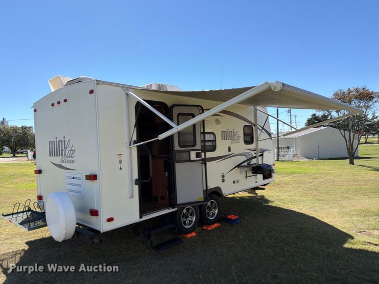 image for item EP7902 2014 Forest River Real-Lite Mini Lite 2109 S camper