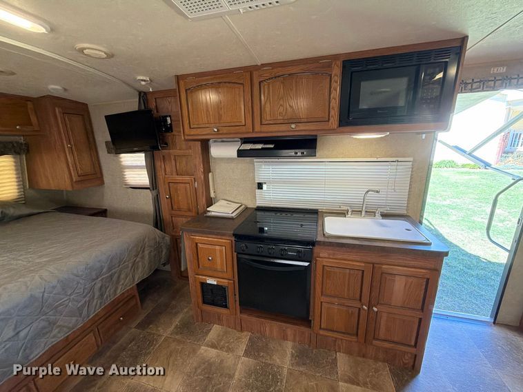 image for item EP7902 2014 Forest River Real-Lite Mini Lite 2109 S camper