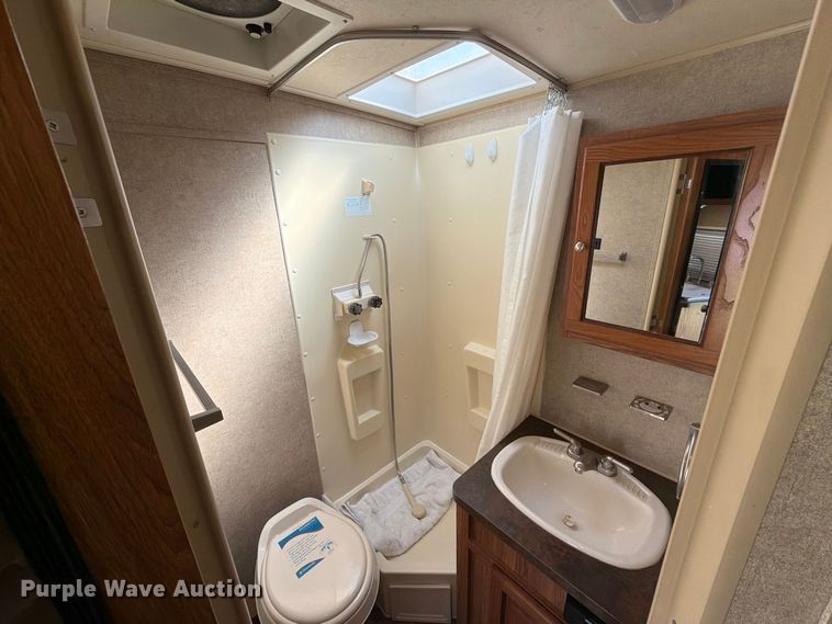 image for item EP7902 2014 Forest River Real-Lite Mini Lite 2109 S camper