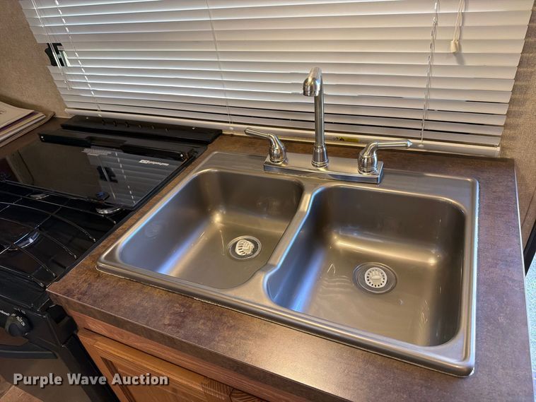 image for item EP7902 2014 Forest River Real-Lite Mini Lite 2109 S camper