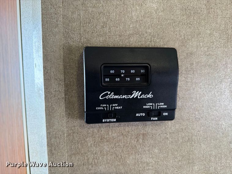 image for item EP7902 2014 Forest River Real-Lite Mini Lite 2109 S camper