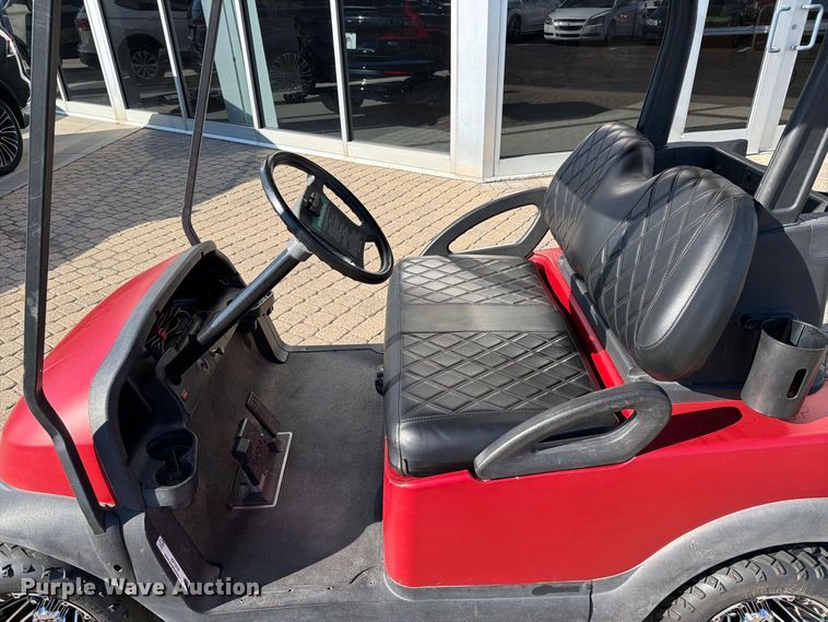 image for item EP7919 2006 Club Car Precedent golf cart