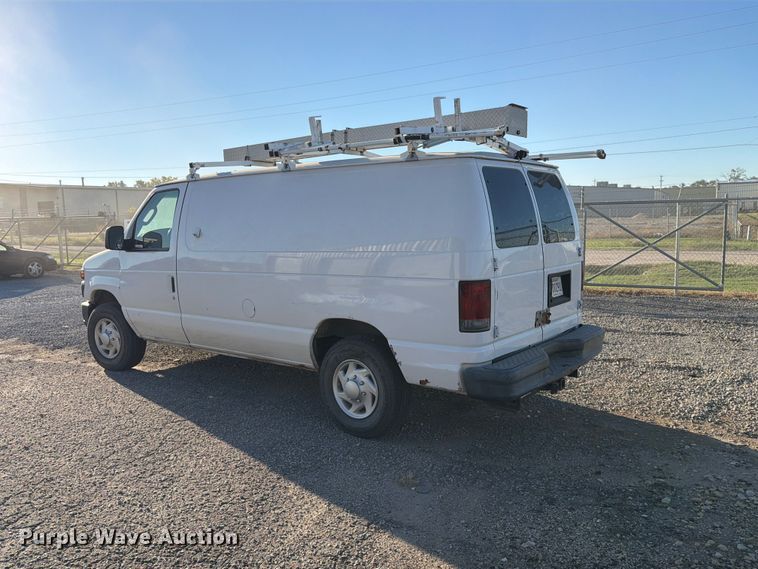 image for item EP7922 2008 Ford E250 van