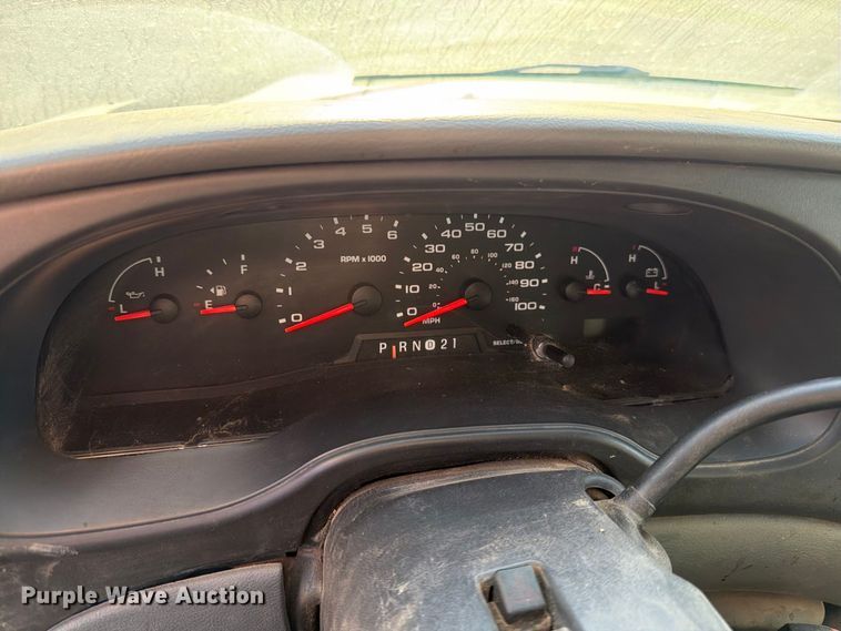 image for item EP7922 2008 Ford E250 van
