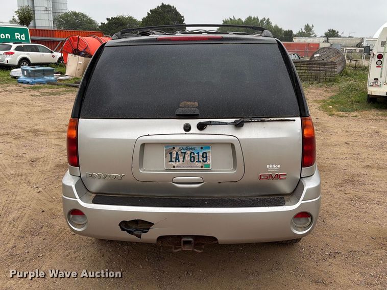 image for item ER1923 2005 GMC Envoy SUV