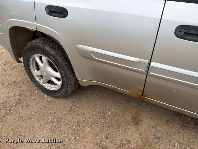 image for item ER1923 2005 GMC Envoy SUV