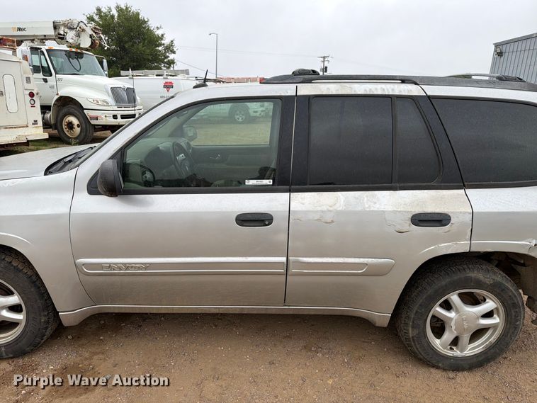 image for item ER1923 2005 GMC Envoy SUV