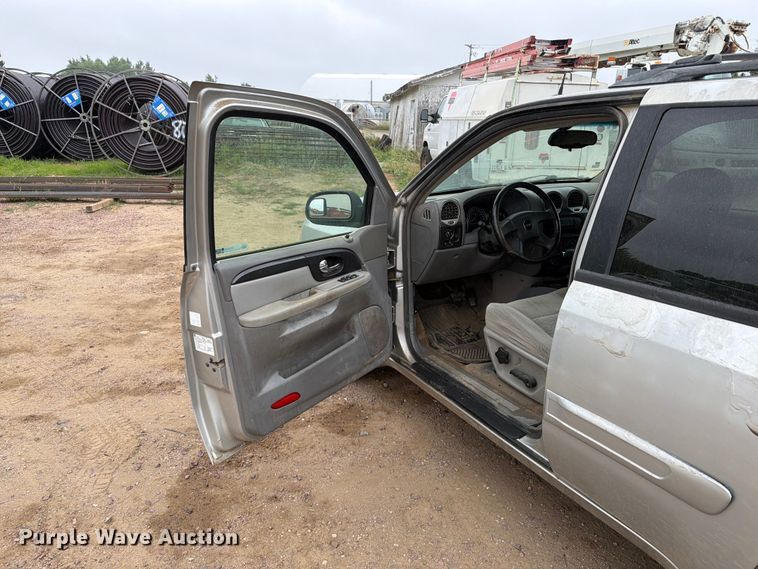 image for item ER1923 2005 GMC Envoy SUV
