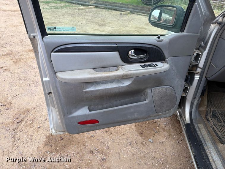 image for item ER1923 2005 GMC Envoy SUV