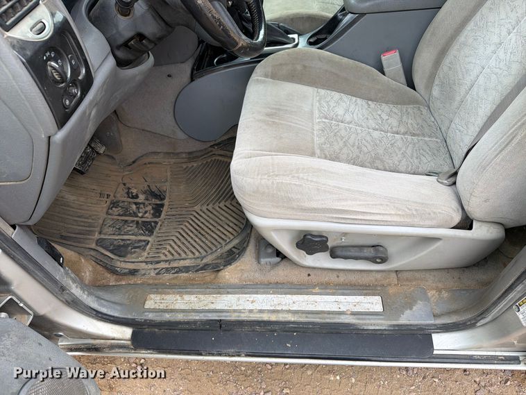 image for item ER1923 2005 GMC Envoy SUV