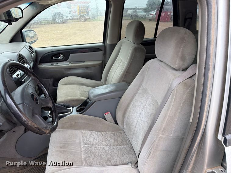 image for item ER1923 2005 GMC Envoy SUV