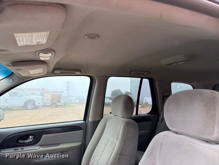 image for item ER1923 2005 GMC Envoy SUV