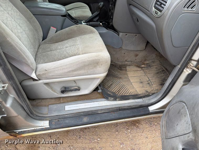 image for item ER1923 2005 GMC Envoy SUV