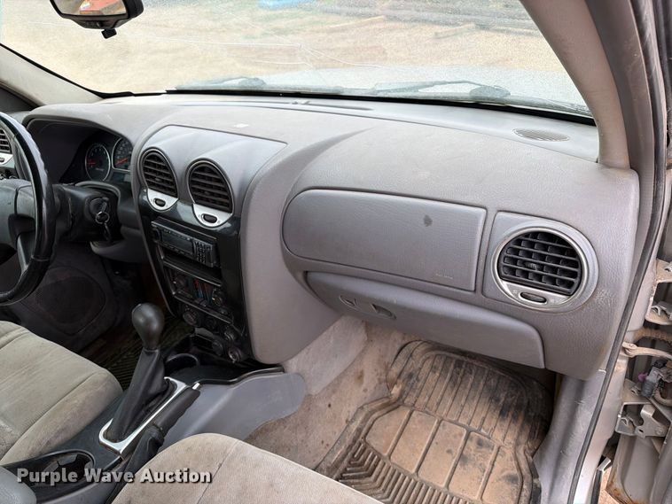image for item ER1923 2005 GMC Envoy SUV
