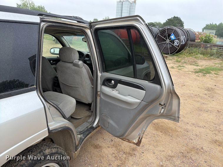 image for item ER1923 2005 GMC Envoy SUV