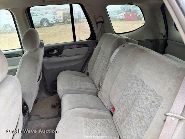 image for item ER1923 2005 GMC Envoy SUV