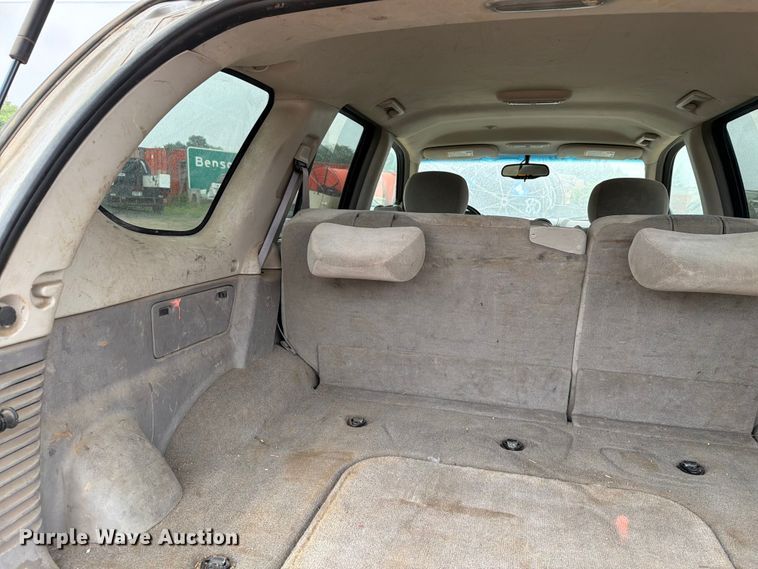 image for item ER1923 2005 GMC Envoy SUV